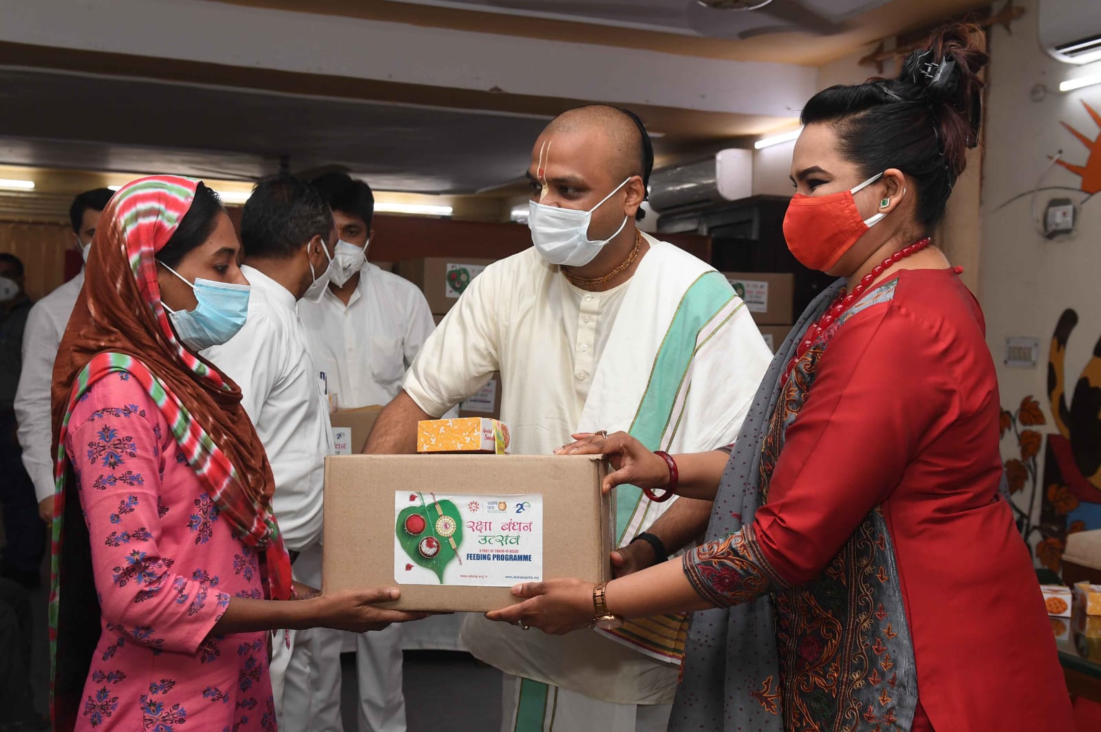 Akshaya Patra and Sahyog Collaborate to Distribute Essential Grocery Kits in Delhi